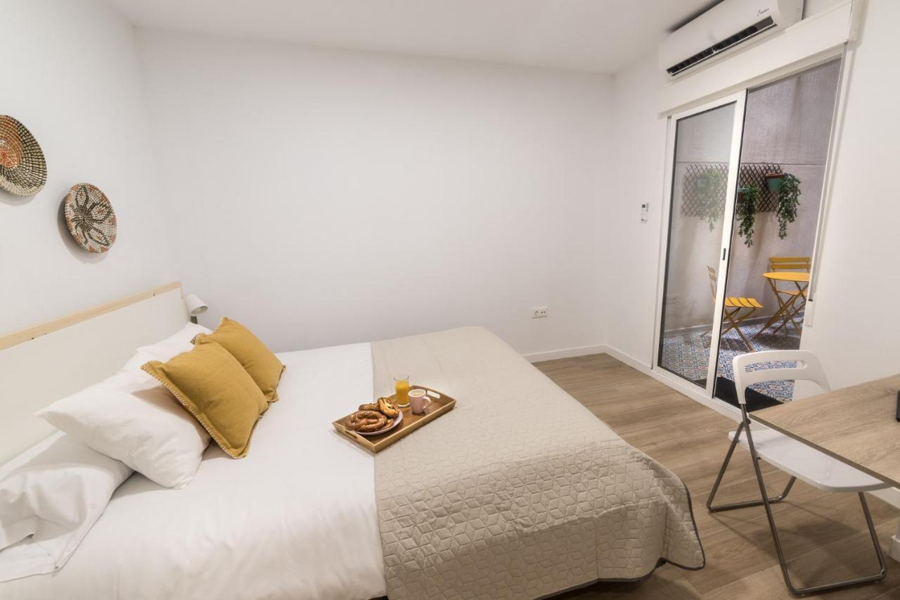 Moonkey - Apto. Albeniz, Con Acogedor Patio Alicante Ngoại thất bức ảnh